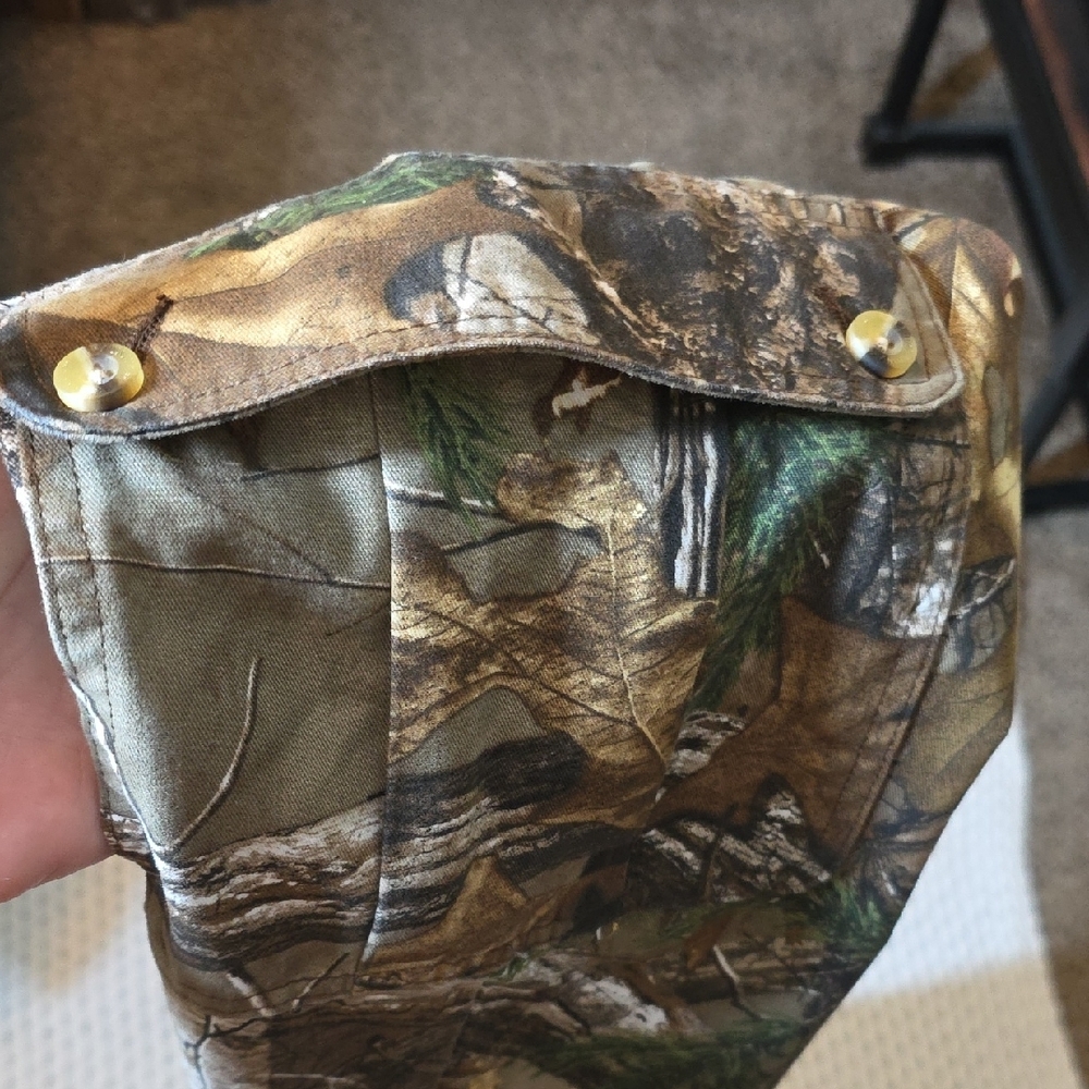 Women's For Her Realtree Camo Hunting Pants with Green Leaf Print - Picture 6 of 7